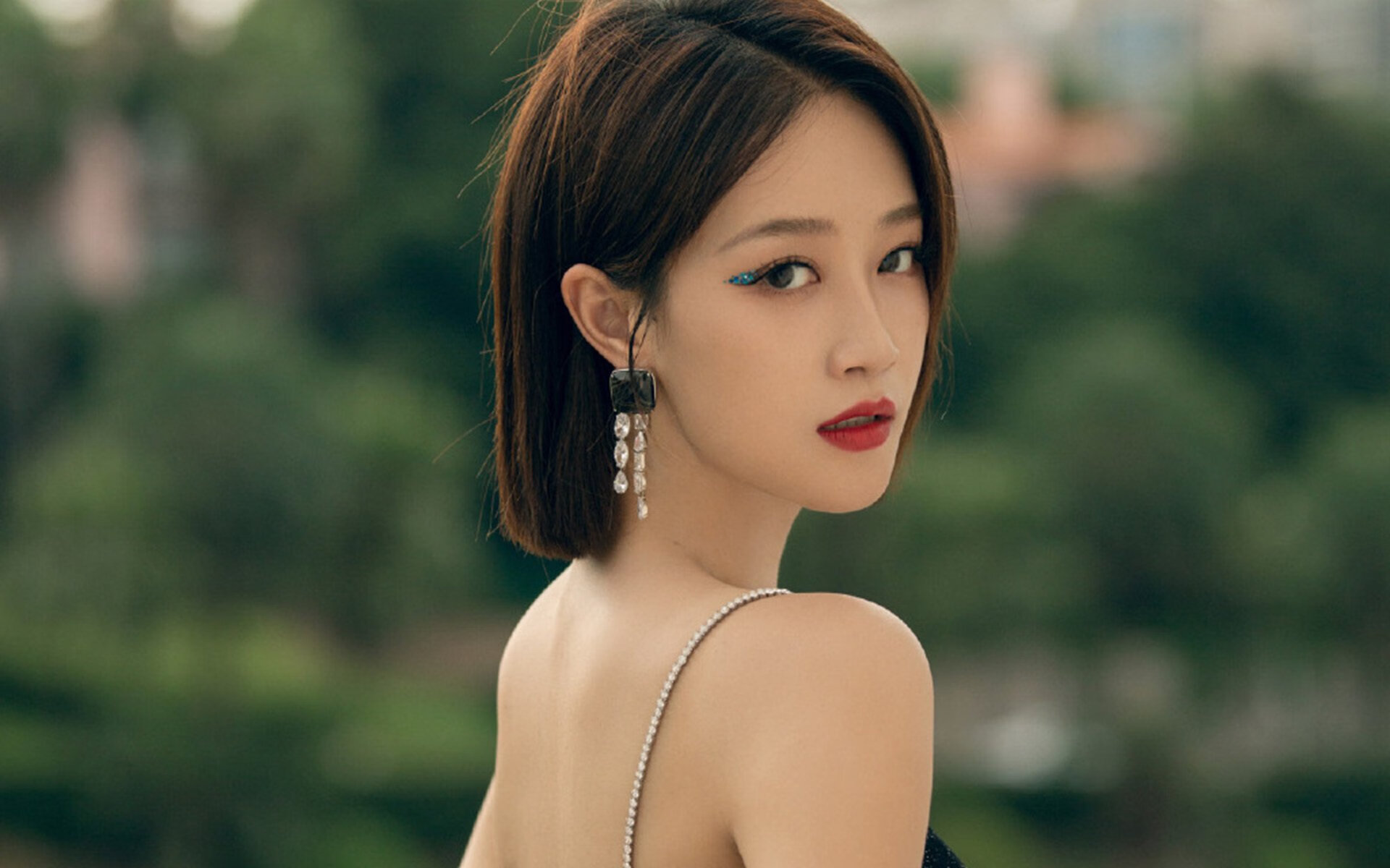 中甲联赛鼓励本地青训球员一线队出场锻炼,中甲一线队球员工资