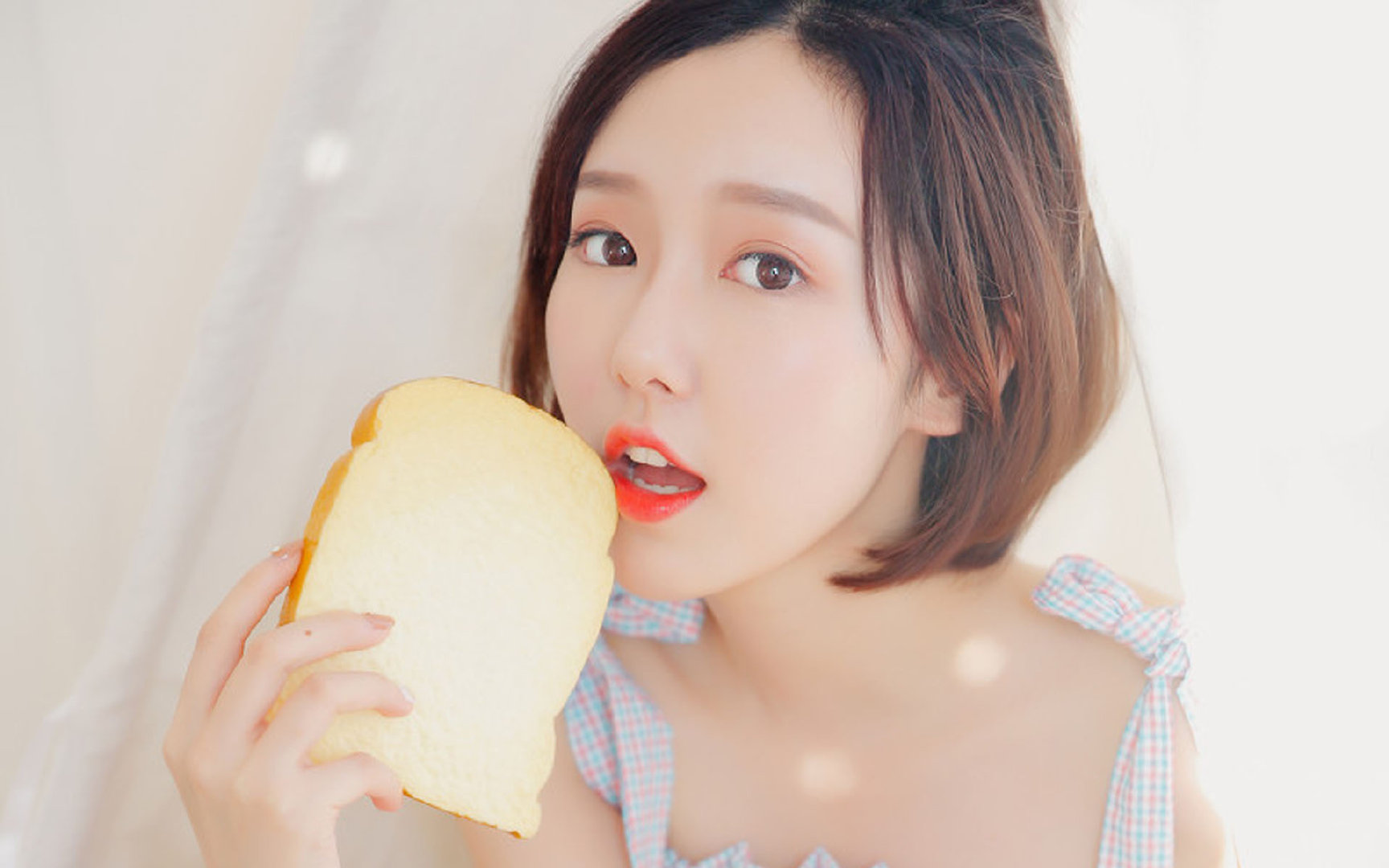 AIYOUXI.COM-仰泳王牌 Hubert Kós 再刷200米背泳欧罗巴纪录