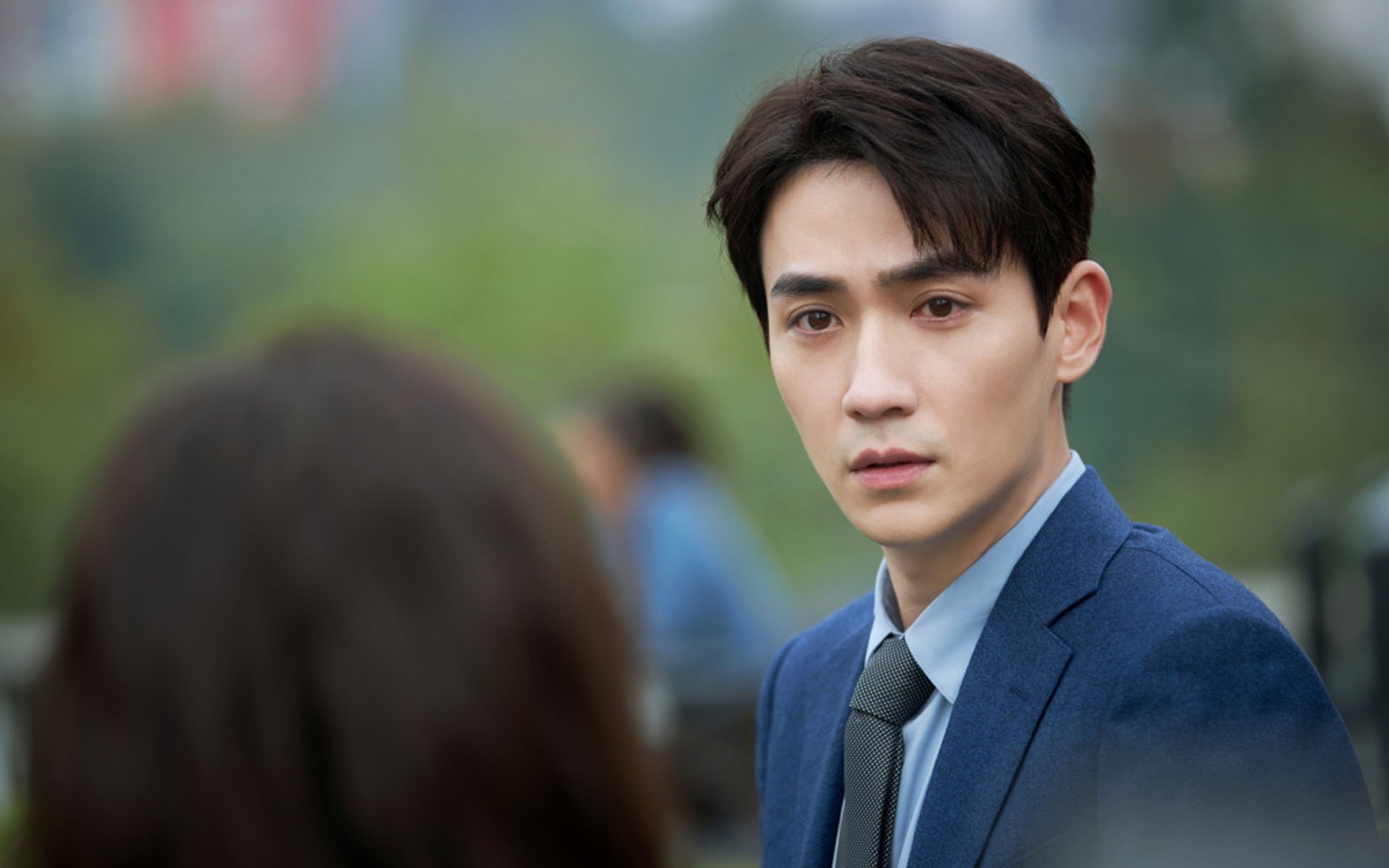 裁判引入AI辅助判罚试点,争议判罚逐步减少,辅助裁判员