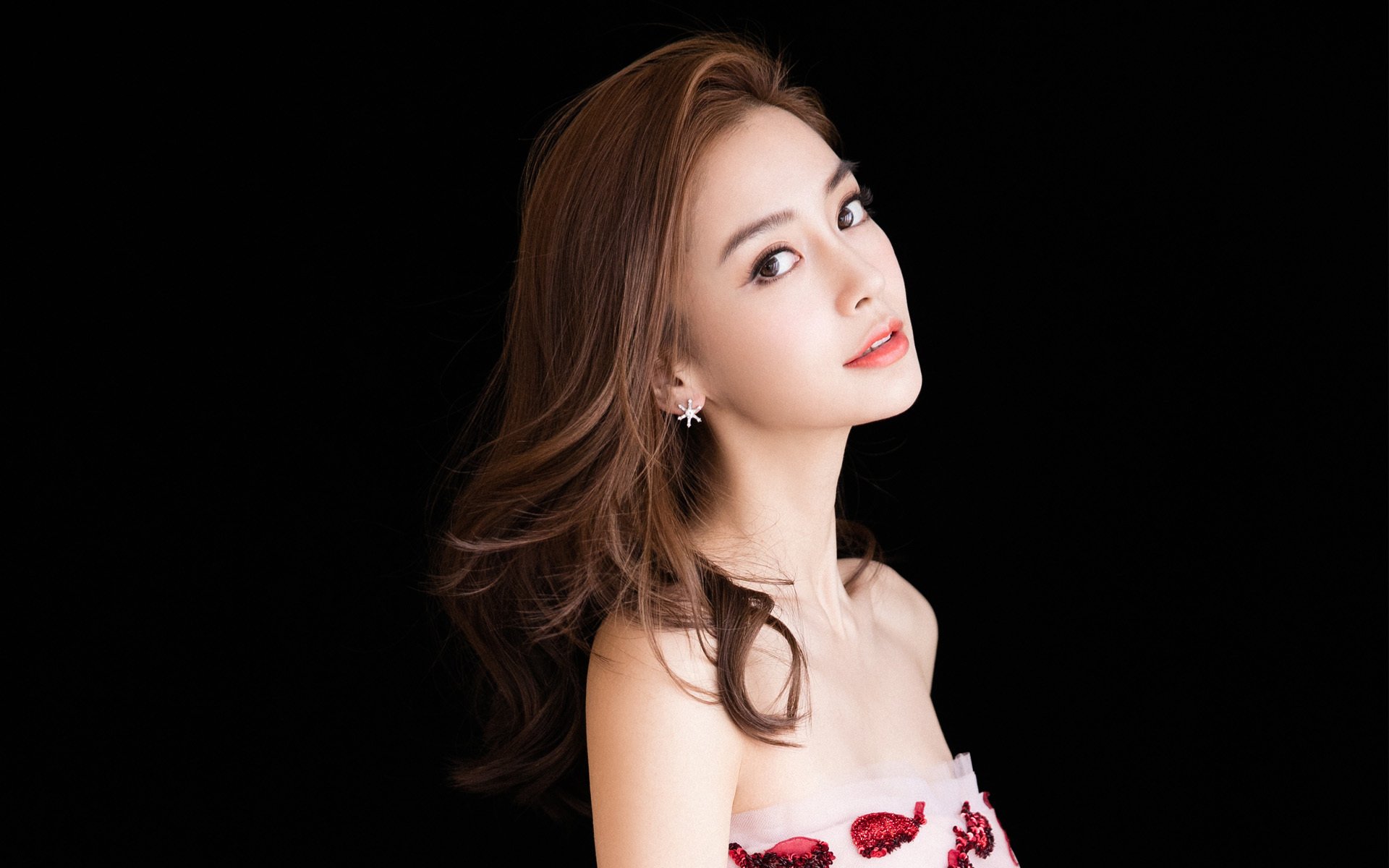 萨默·麦金托什赛后感谢家人和教练,麦金托什还是马金托什