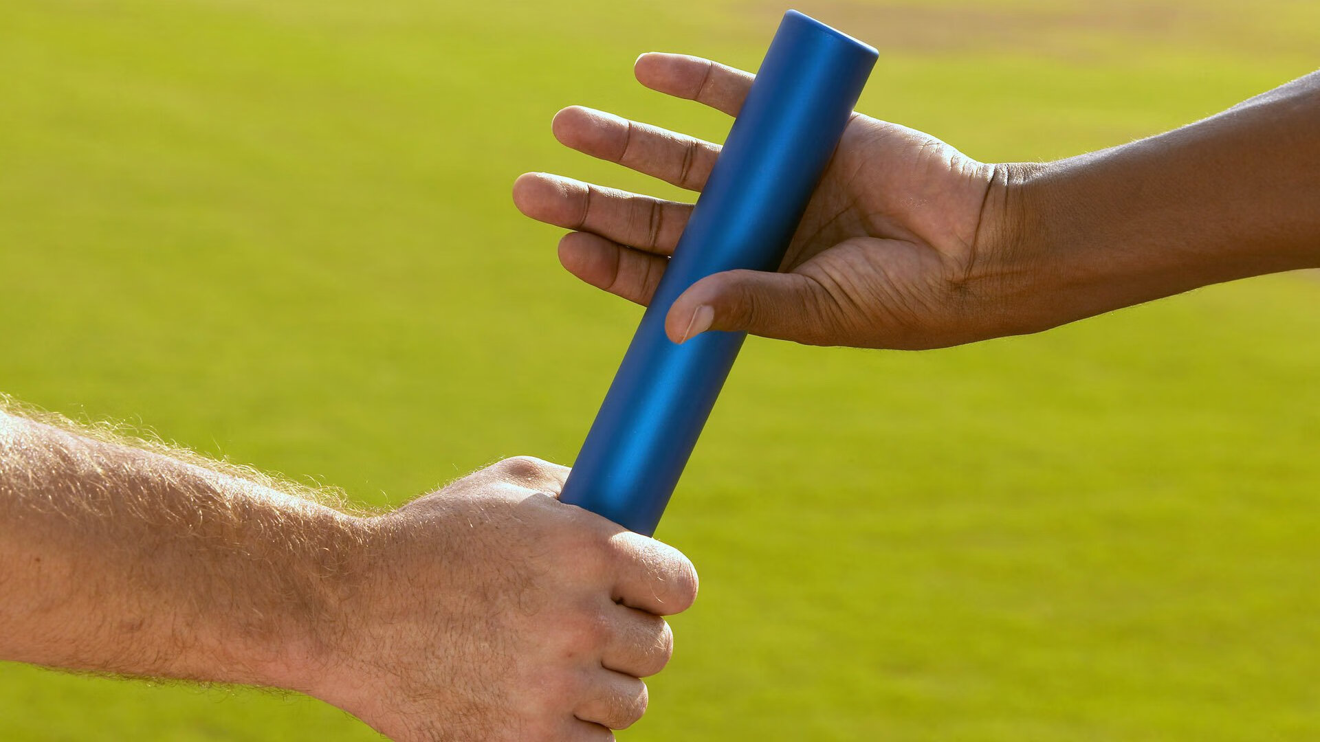 爱游戏官方-阿森纳青训涌现新星，未来核心逐渐成型